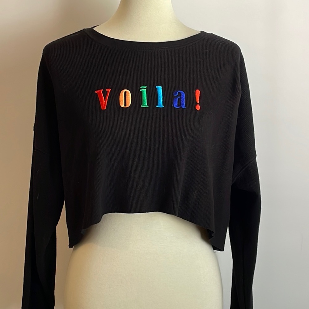 Forever 21 Crop Sweater Size‎ Small * VOILA! * THERE YOU ARE!